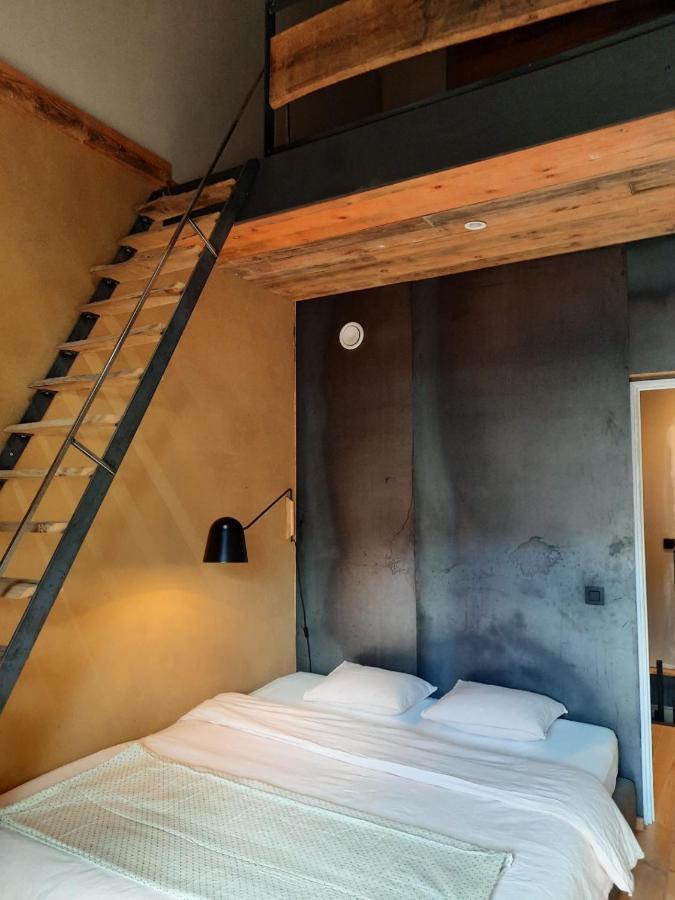 Gite Redoute Agreable Maison De Ville Avec Cour Interieure Saint-Hubert Eksteriør billede